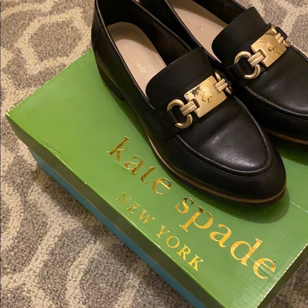 Black Flat Shoes